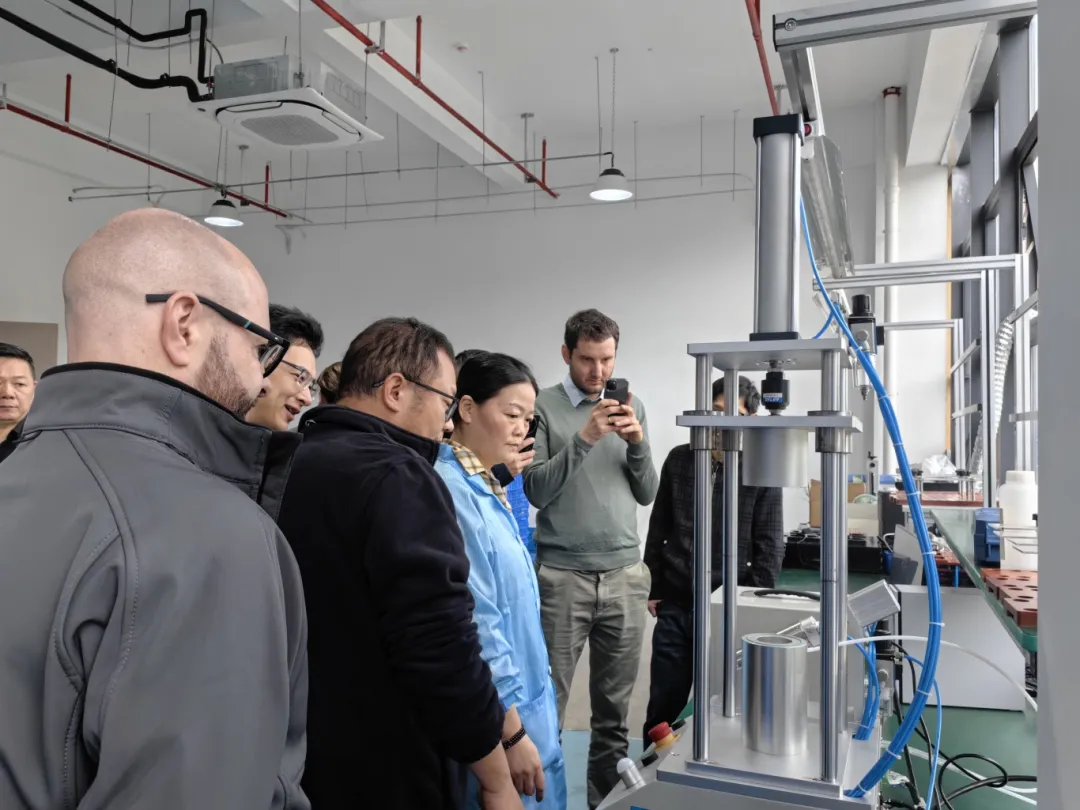 5ed39f8dcdacfe3efa121095f7a7f0dc 5ed39f8dcdacfe3efa121095f7a7f0dc